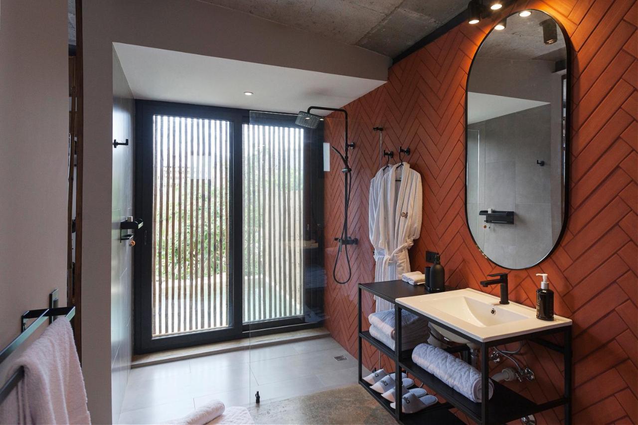 Eolia Sustainable Design Hotel Manta Ngoại thất bức ảnh